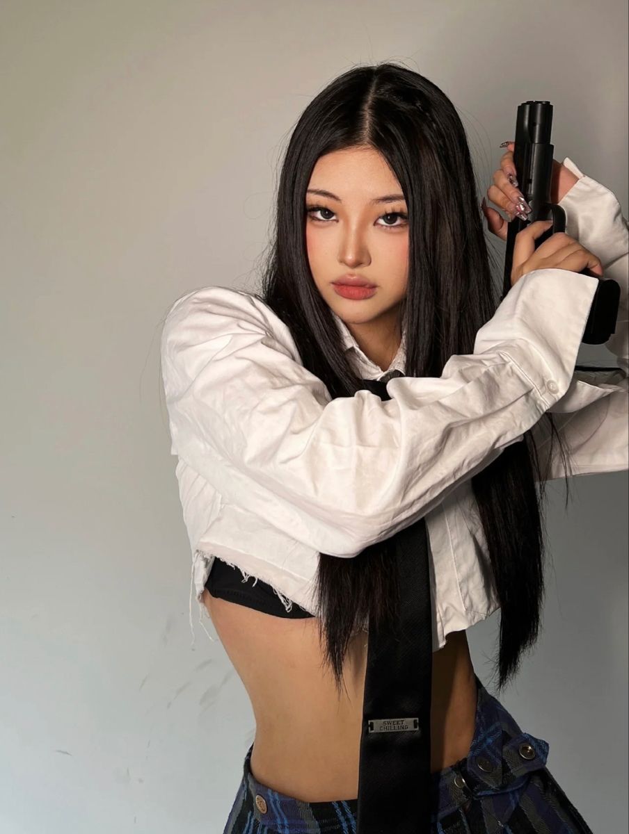 A cozy shot with Sassy girls — straight from New York