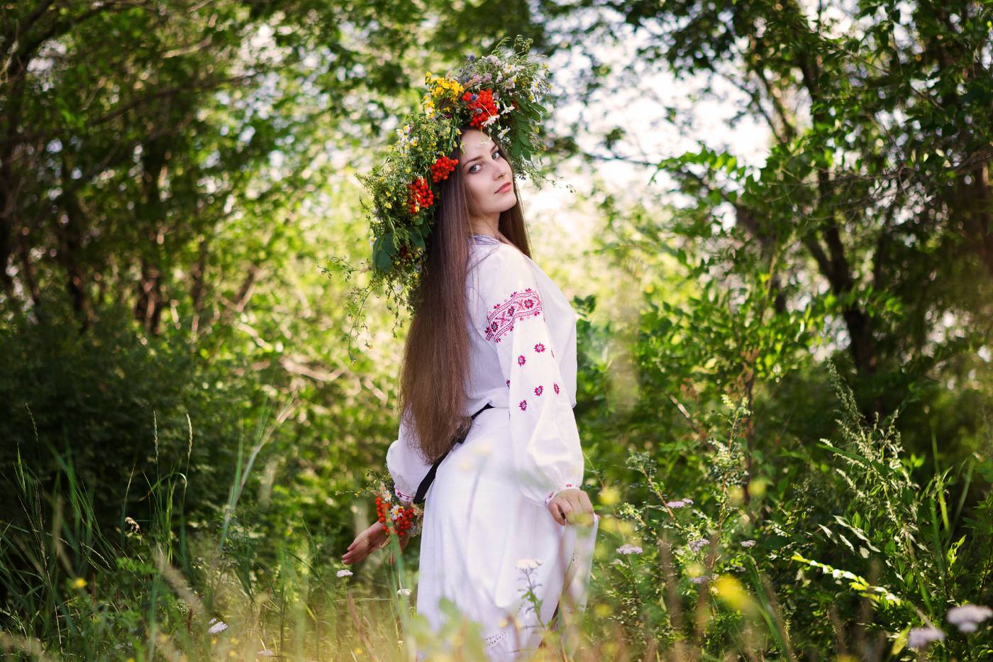 Slavic girls brings the glow — live moments in New York