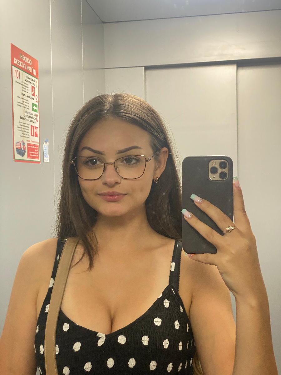 Sexy model Stacy in New York