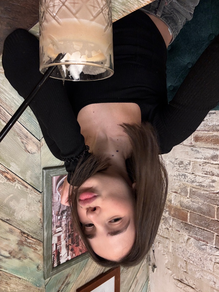 Fresh photos, fresh mood — Tina online in New York