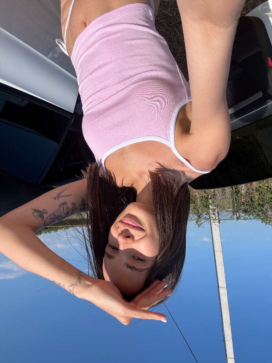 Sexy model Tina in New York